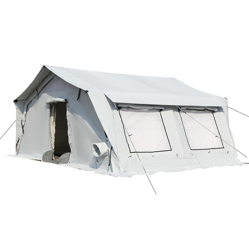 Tenda multiuso padrão UNICEF 24m² com bom sistema de ventilação