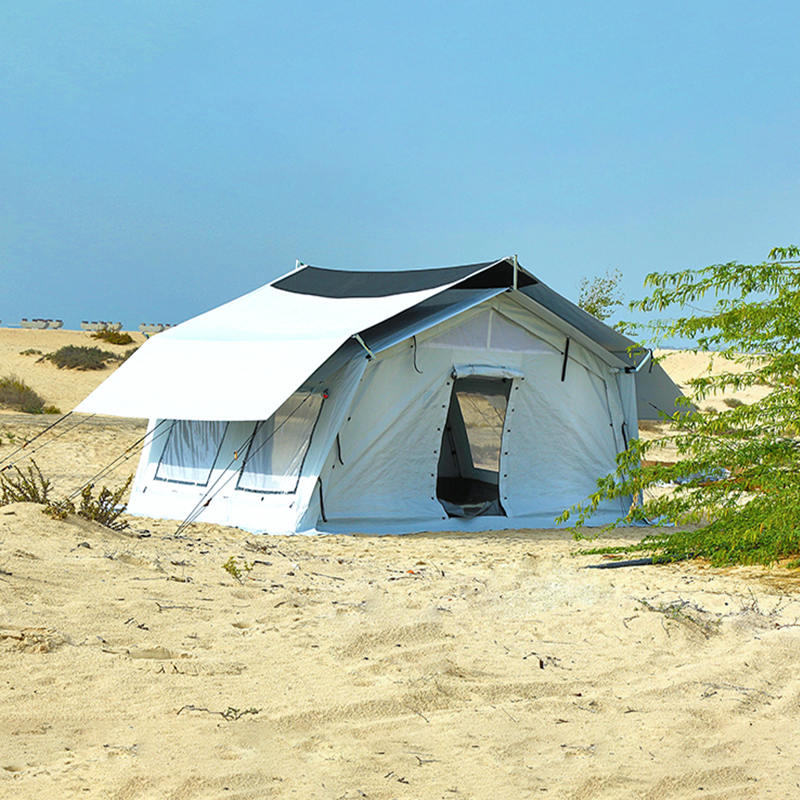 Tenda multiuso padrão UNICEF 24m² com bom sistema de ventilação